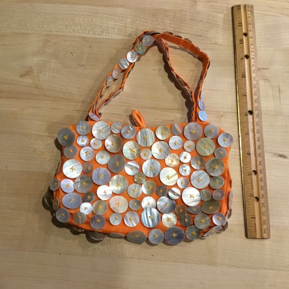 Shell button purse - Picture 5 of 5